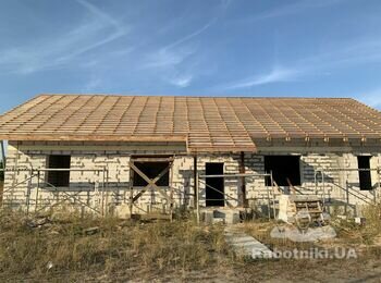 Монтаж металлочерепицы на 2-скатную крышу 350м2, с. Белогородка