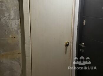 Перефарбувати дві двері