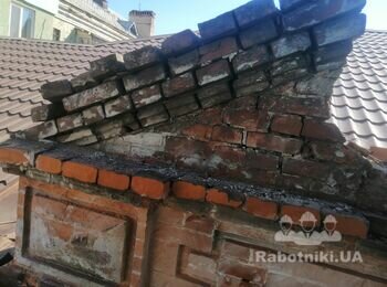 Перекласти кирпичную кладку.