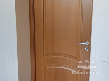 Встановити міжкімнатні двері