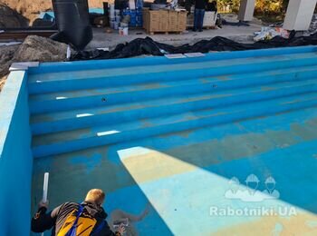 Облицювання басейну плиткою 12м х 6м