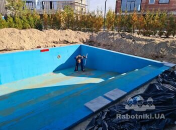 Облицювання басейну плиткою 12м х 6м
