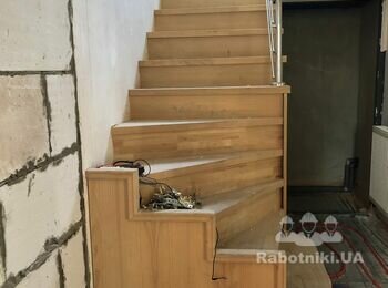 "Вирівняти" лісницю