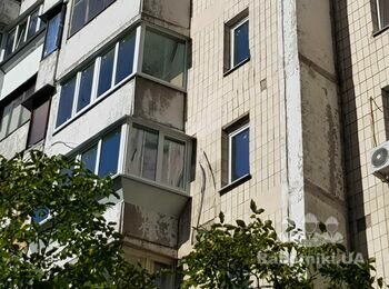 Утепление наружной части балкона и фасада квартиры ( 4-й / 9 этажей).