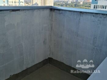 Подгон балконного парапета под остекление