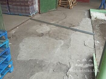 Робота із самовирівнювальною сумішшю