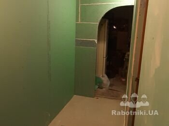 Малярні роботи по гіпсу-поклейці шпалер, фарбування стін.