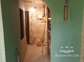 Малярні роботи по гіпсу-поклейці шпалер, фарбування стін.