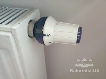 Прочистити 2 радіатора опалення і, можливо, фанкойл