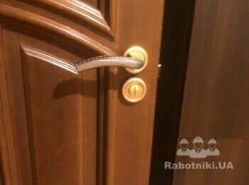 Установка замков на межкомнатные двери