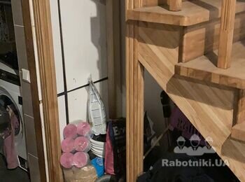 Сделать шкаф под лестницей из дерева