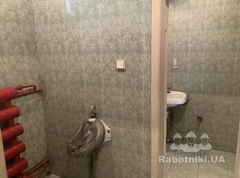 Повний демонтаж 2х санвузлів. Договірний.