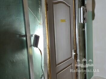 Установка 6-ти межкомнатных дверей