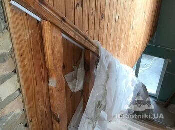 Реставрация деревянной лестницы + набить вагонку