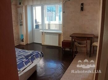 Пофарбувати шпалери під фарбування і укоси, дрібний ремонт поклейка в однушке