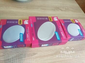 Установка трех накладных светильников