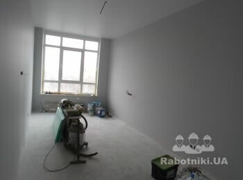 Фарбування стін(третій сл.) 100м2 по 30грн/м2 / ламінат 17м2 по 80грн / м2