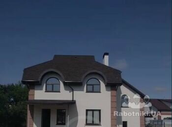 Ремонт торцевой планки крыши 2х этажного дома