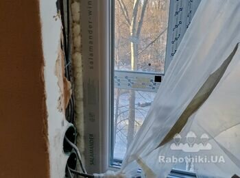 Пластиковые утеплённые откосы на балконный блок и одно окно