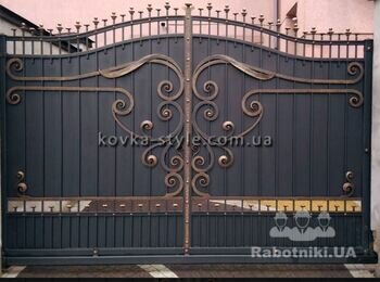 Изготовление и устройство кованных ворот, калитки и перил.