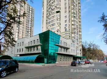 Ремонт даху офісної будівлі 5 м2. Ціна договірна.