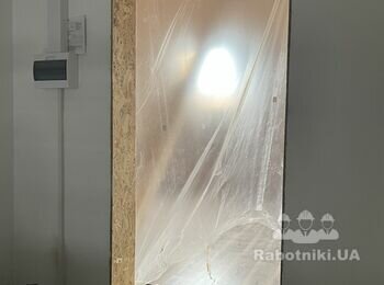 Установка межкомнатних дверей