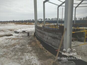 Кладка блока