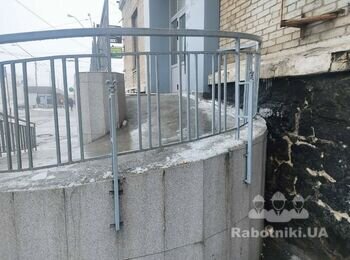 Сварить ровную площадку из просечного листа