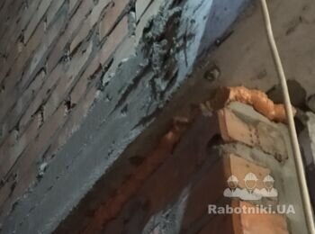 Демонтаж частини ж / б перекриття