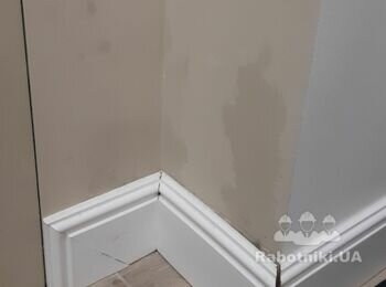 Реставрация стены после влаги