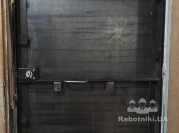 Встановити вхідні двері квартири