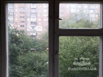 Устройство откосов окон (уже установлены новые)
