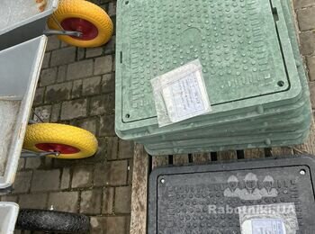 Зробити звуження і встановити люки на 4 колодцях