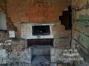 Демонтаж русской печи.