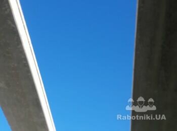 Частично заливка монолита и бетонная лестница