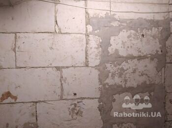 Шпаклювання стін у квартирі під фарбування