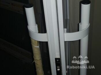 Установка замка в металлопластиковую дверь.