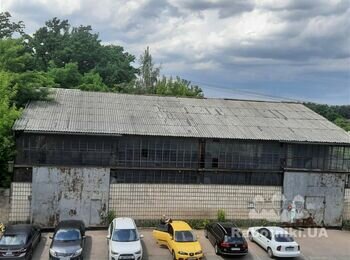Поменять листи шифера и конек, зенитные фонари, замена стекла 250 шт