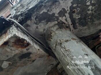 Нужно отреставрировать лестницу .21 ступенька