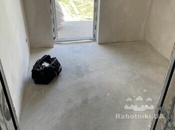 Укладання плитки на підлогу