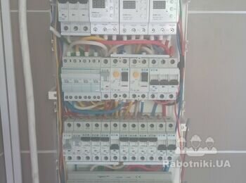 Подключение стабилизатора и небольшая перекоммутация щитка в доме