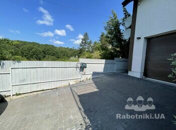 Зібрати паркан з шлакоблоку