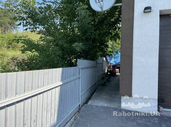Зібрати паркан з шлакоблоку