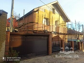 Кладка облицювальної цегли