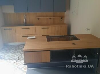 Дрібний ремонт кухонних меблів.
