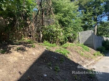 Демонтувати старий деревяний забор 40м та встановити новий