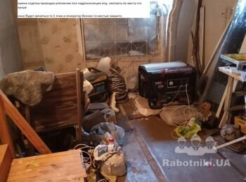 В дачном доме ремонт 15 кв.м. комната. 17кв.м. гараж санузел 3 кв.м.