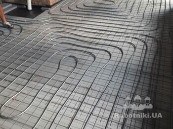 Нужно залить стяжку 65 кв.