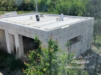 Кладка газоблоку, покрівля.
