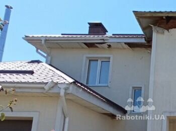 Ремонт фасада, установка софитов и отливов